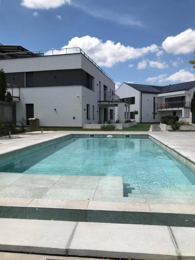 Oasis Residence Hajdúszoboszló Екстериор снимка
